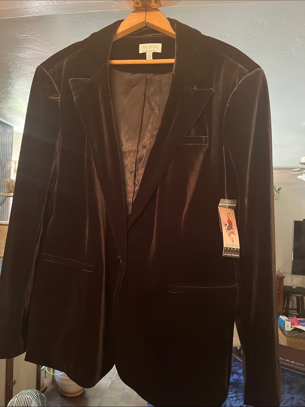 Sofia Vergara velvet blazer nwt. Xl 16-18
